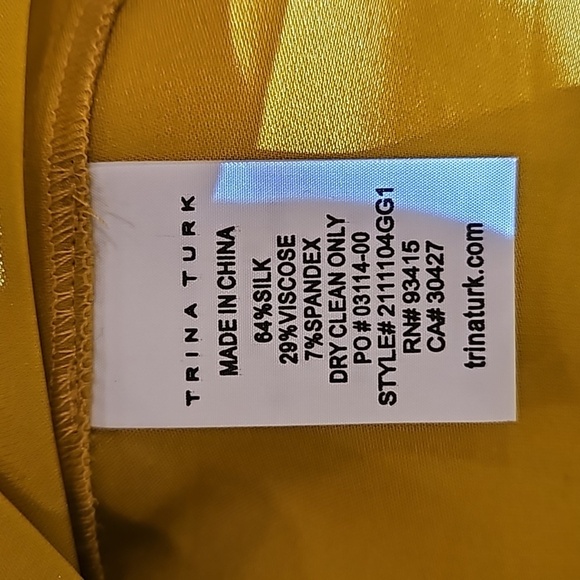 💕TRINA TURK💕 Las Lomas Top ~ CEY Mustard Yellow Neck Bow Tie XL NWT - Picture 10 of 10